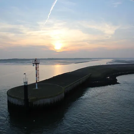 Ferienhaus Nice, Modern Furnished *