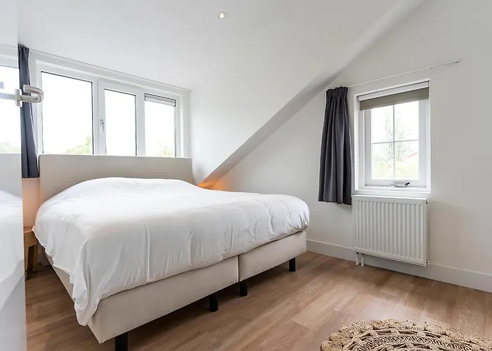 Nice, Modern Furnished Holiday home De Cocksdorp (Texel)