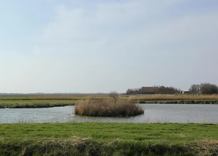 Nice, Modern Furnished Holiday home *